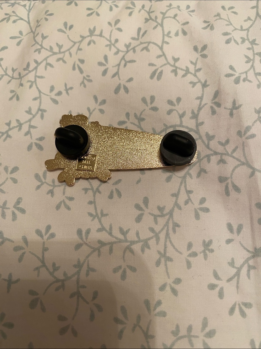 Pascal Disney Pin - Picture 3 of 4